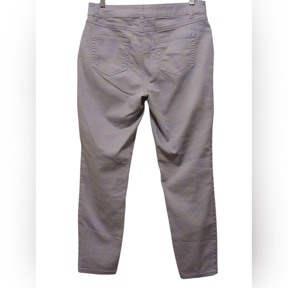 D. Jeans - Gray Colored Jeans W/Back Pockets W/ Faux Front, Button/Zip Closure - Picture 2 of 6